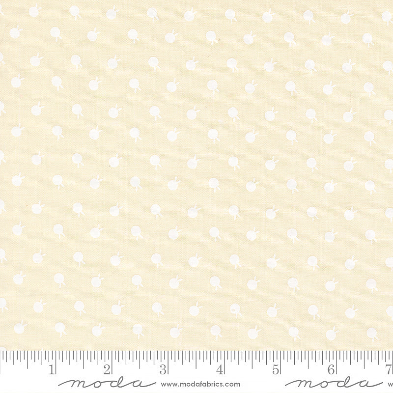 Moda Petals & Polka Dots Berries Lace White 1 Yard Cut