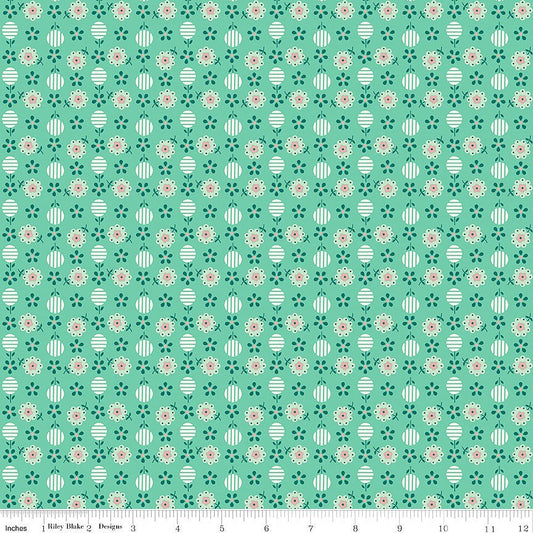 Berry & Sage Apron Leaf - Riley Blake from Fort Worth Fabric Studio