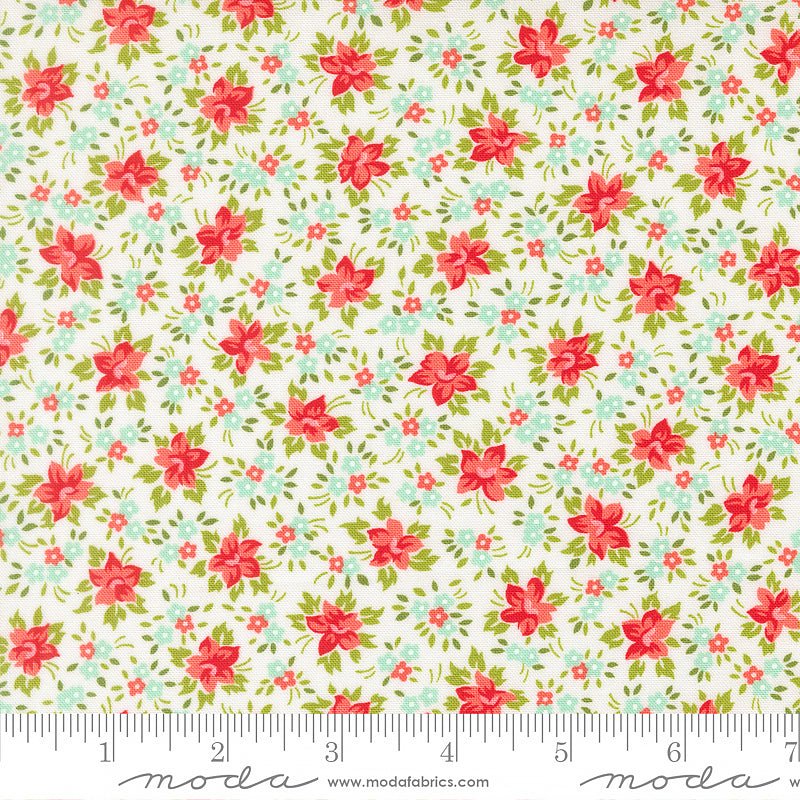 Bloomsberry Small Florals White - Moda from Fort Worth Fabric Studio