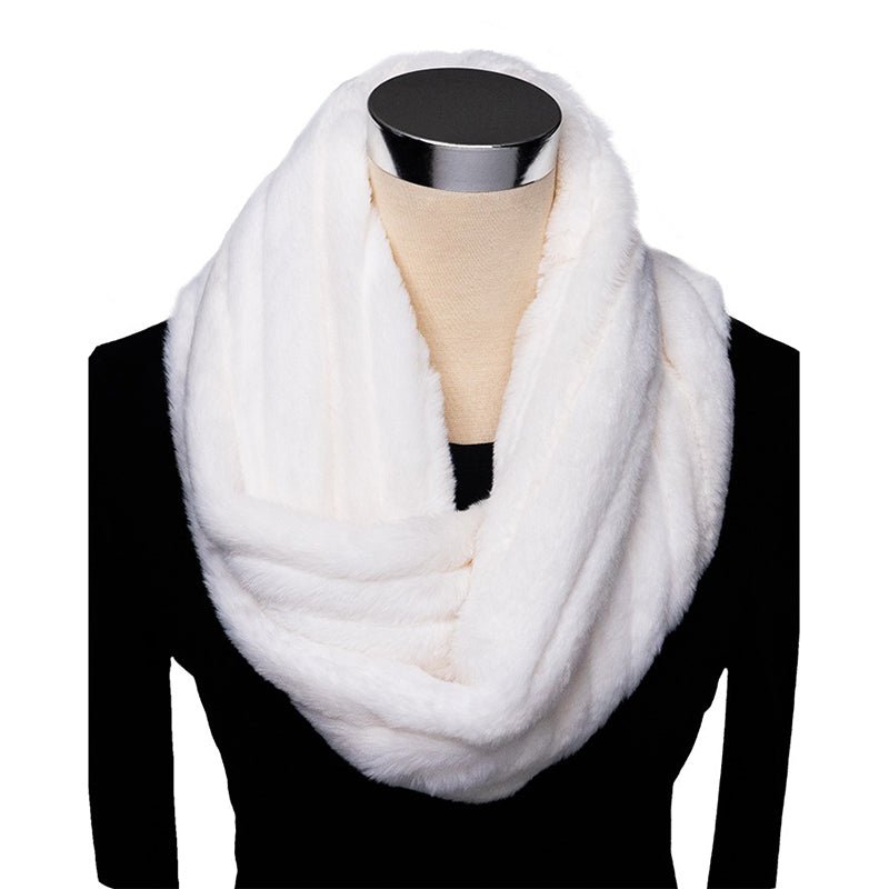 Cuddle by Shannon Infinity Scarf Cuddle Kit Vienna Natural - Shannon Fabrics from Fort Worth Fabric Studio