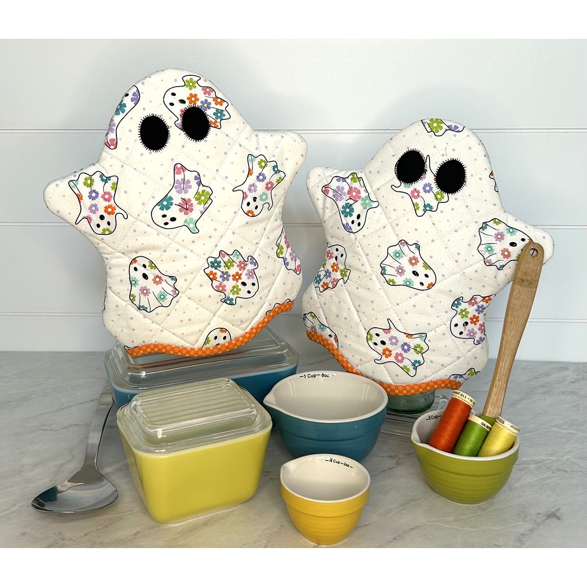 Ghostly Hot Pads Pattern by J. Minnis Designs - J. Minnis Designs from Fort Worth Fabric Studio