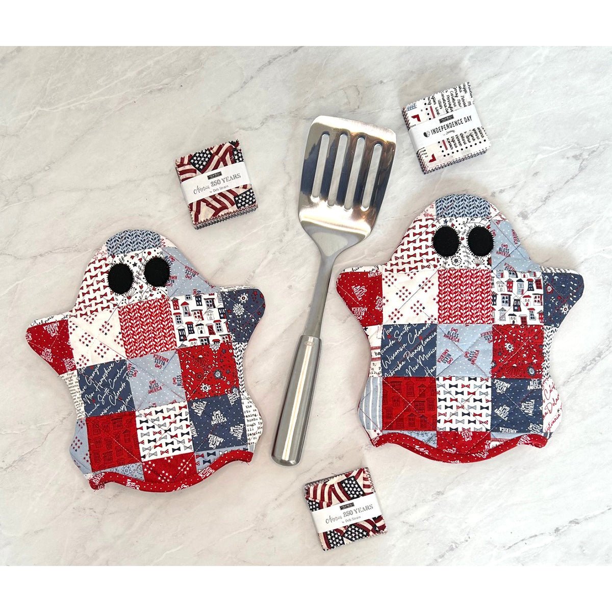 Ghostly Hot Pads Pattern by J. Minnis Designs - J. Minnis Designs from Fort Worth Fabric Studio