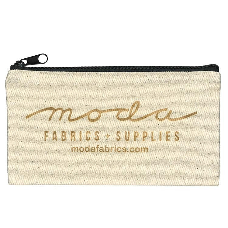 Moda Canvas Zipper Bag by Fanatical Fusions - Fanatical Fusions from Fort Worth Fabric Studio