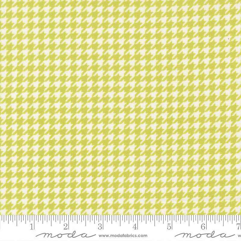 Poinsettia & Pear Houndstooth Blenders Pistachio - Moda from Fort Worth Fabric Studio